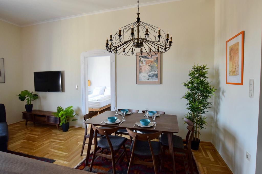 Luxury By Hi5 - Kiraly Street Apartment
